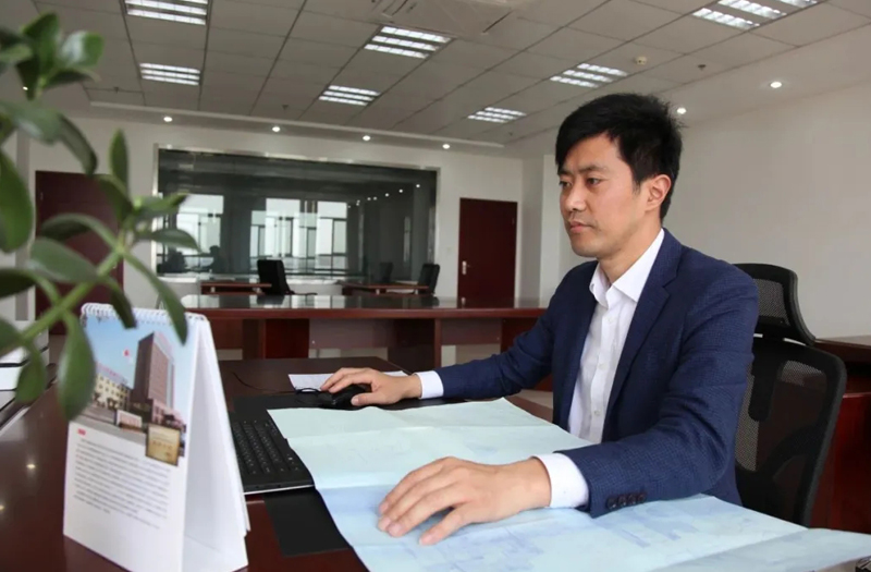 海安名匠丨江蘇鵬飛集團股份有限公司設(shè)計中心主任，高級工程師、高級技師李曉平